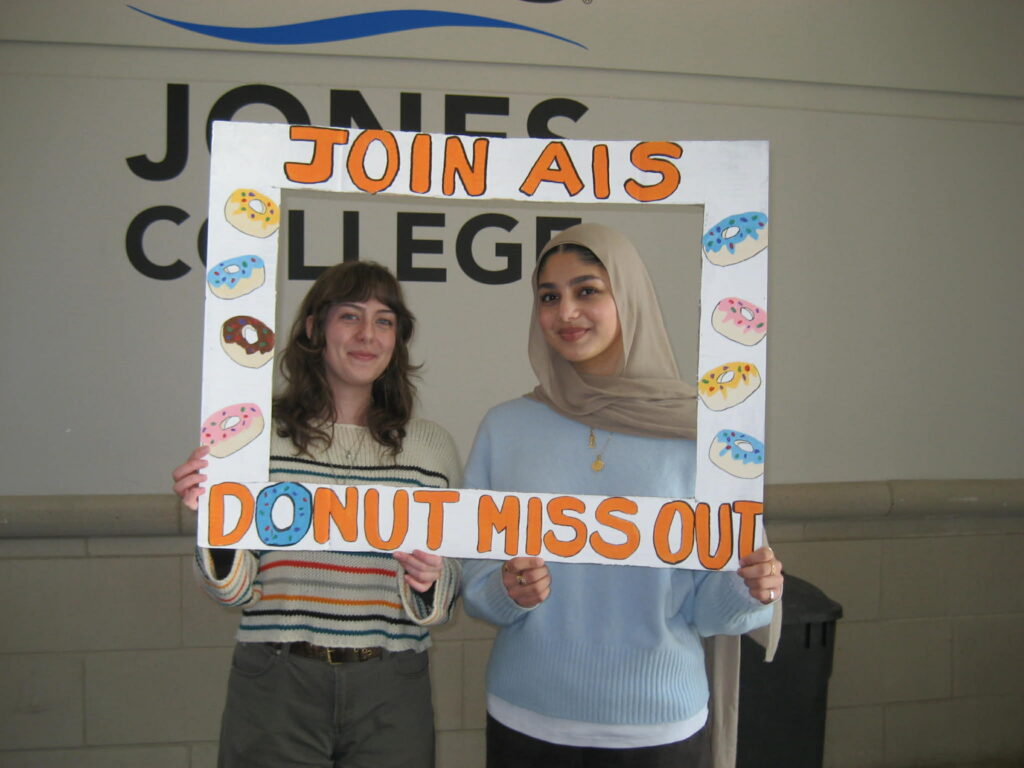 Association of Information Systems students and members host a recruiting event called "DONUT MISS OUT". 
